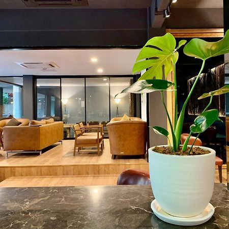The Bedrooms Boutique Hotel Бангкок Экстерьер фото