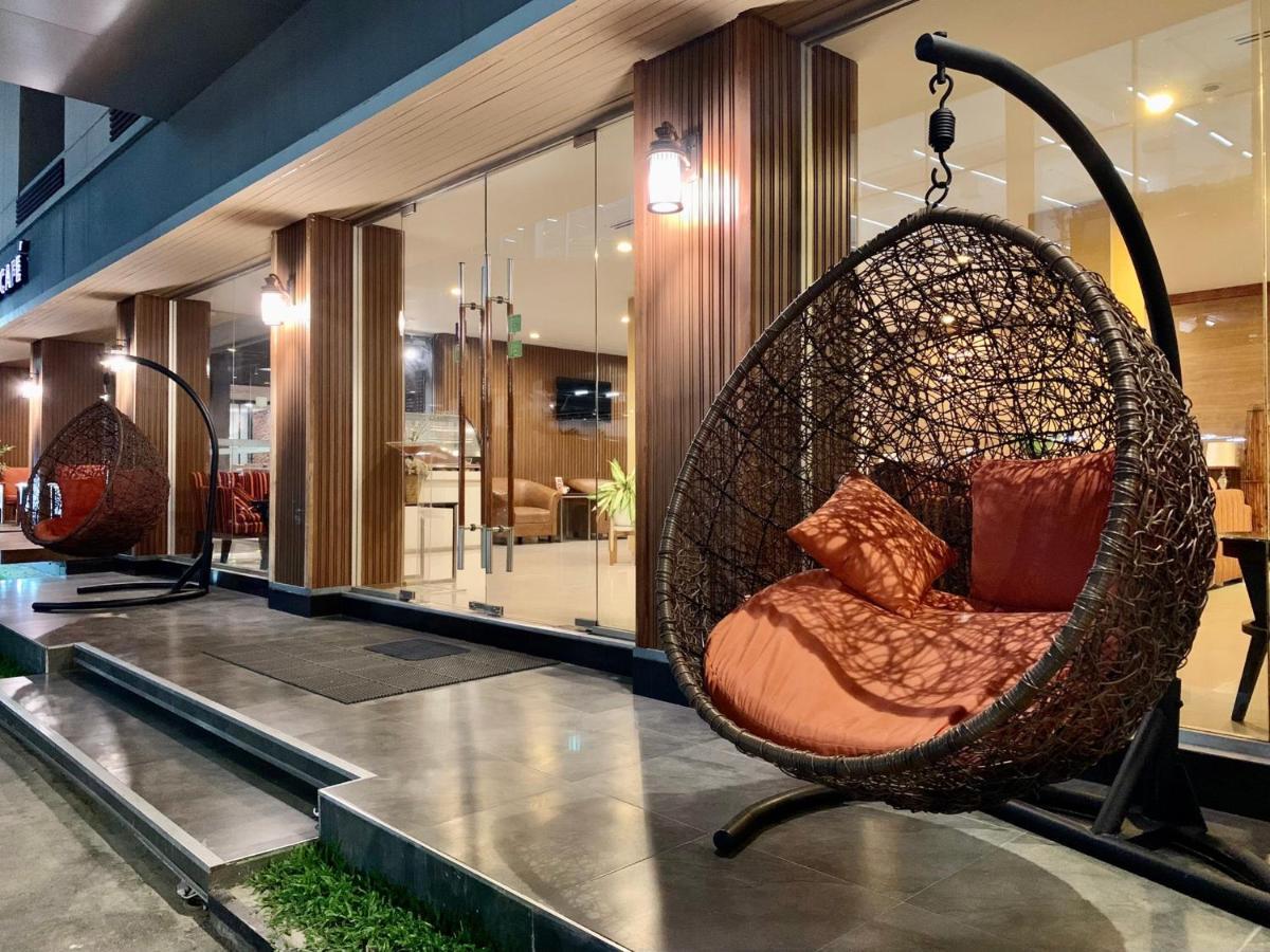 The Bedrooms Boutique Hotel Бангкок Экстерьер фото