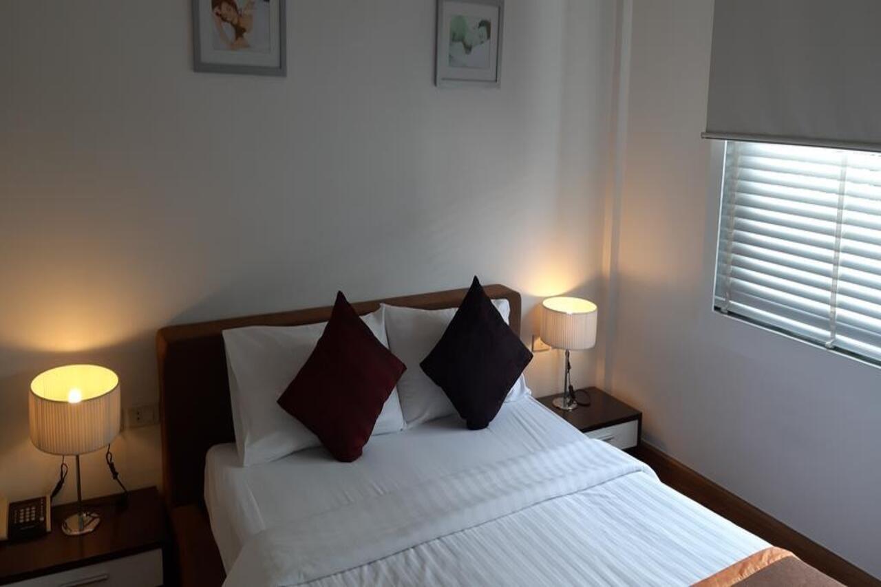 The Bedrooms Boutique Hotel Бангкок Экстерьер фото