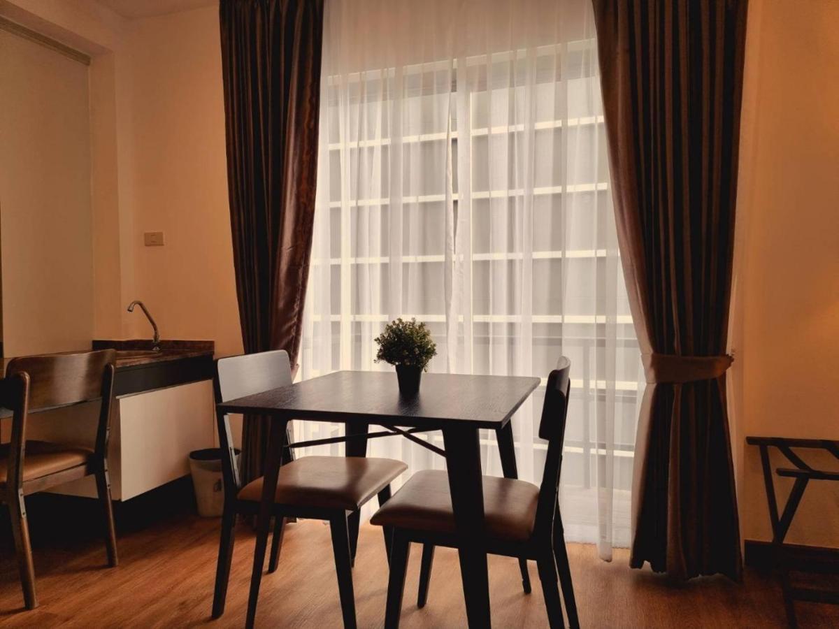 The Bedrooms Boutique Hotel Бангкок Экстерьер фото