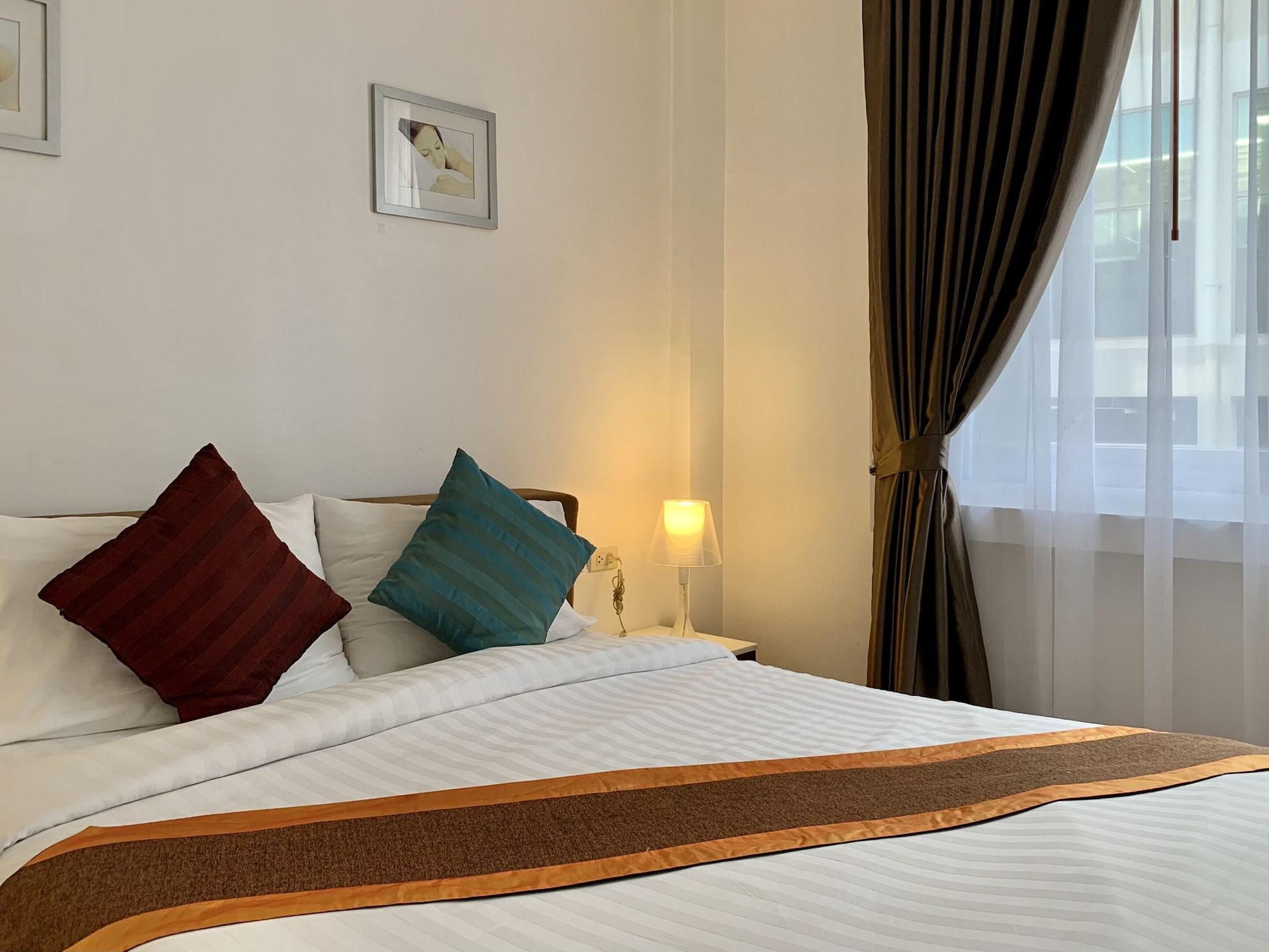 The Bedrooms Boutique Hotel Бангкок Экстерьер фото