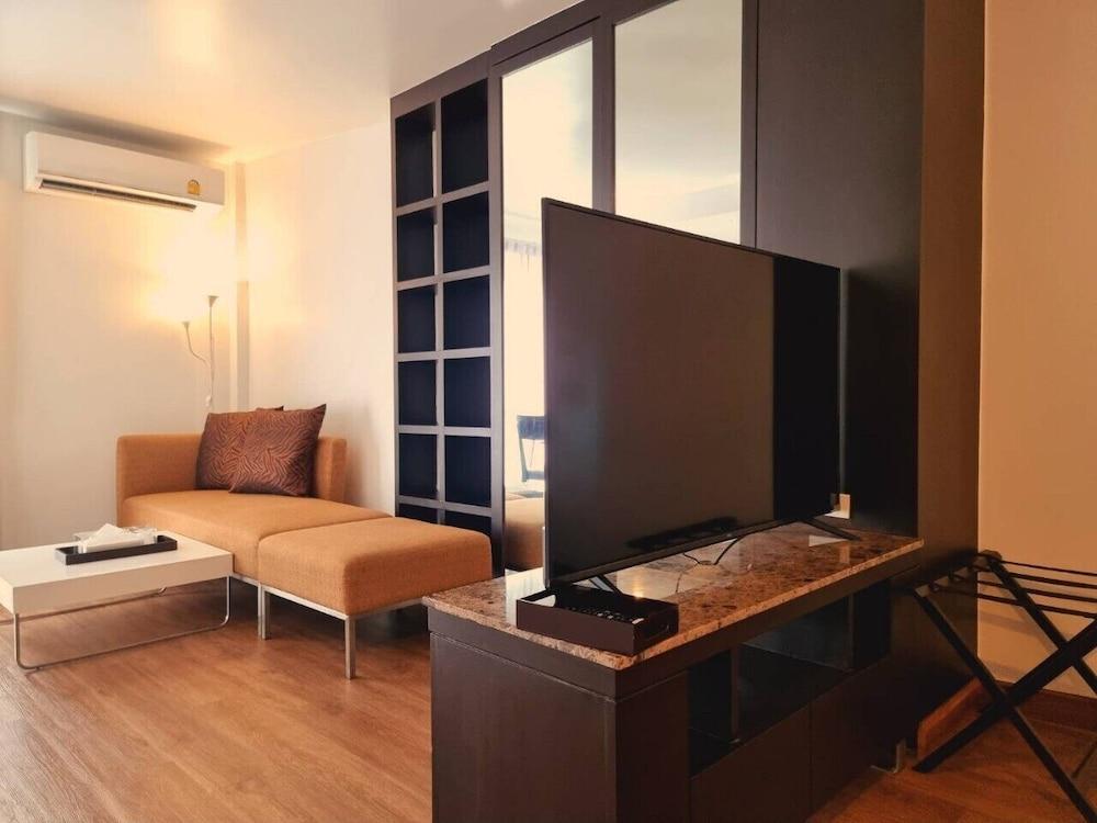 The Bedrooms Boutique Hotel Бангкок Экстерьер фото